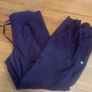 Lululemon Dance Studio Jogger Plum 8